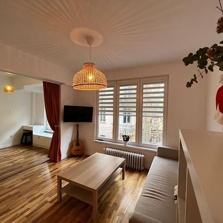 Family Friendly Downtown Apart Sofia Luaran gambar