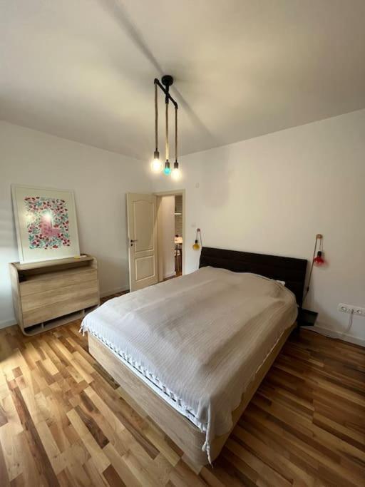 Family Friendly Downtown Apart Sofia Luaran gambar